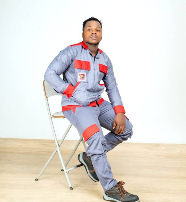 WhatsApp Image 2025-05-13 at 16.37.50(1)